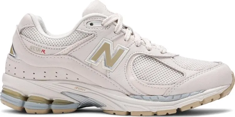 New Balance 2002R 'Cream' sneakers, cream