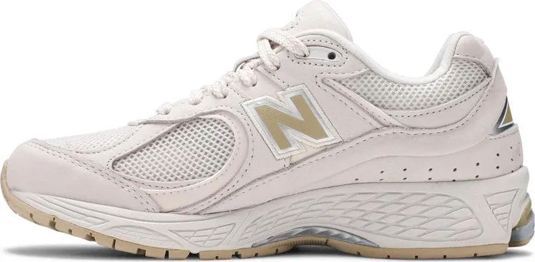 New Balance 2002R 'Cream' sneakers, cream