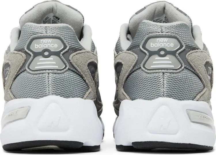 New Balance 725 'Grey' sneakers, gray