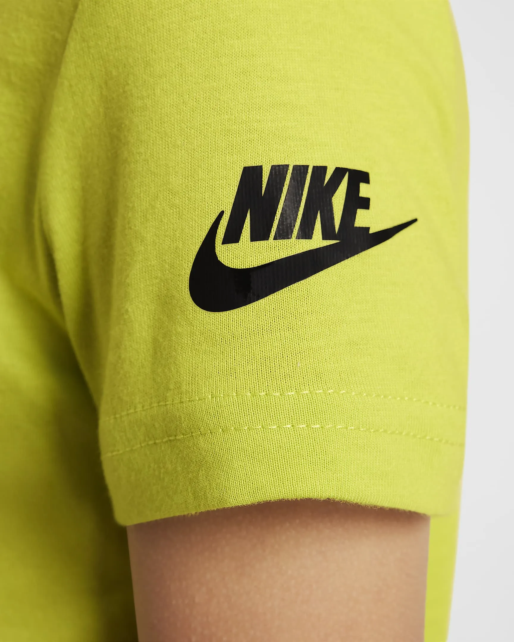 NIKE KID'S JUST DO IT BRIGHT CACTUS TEE