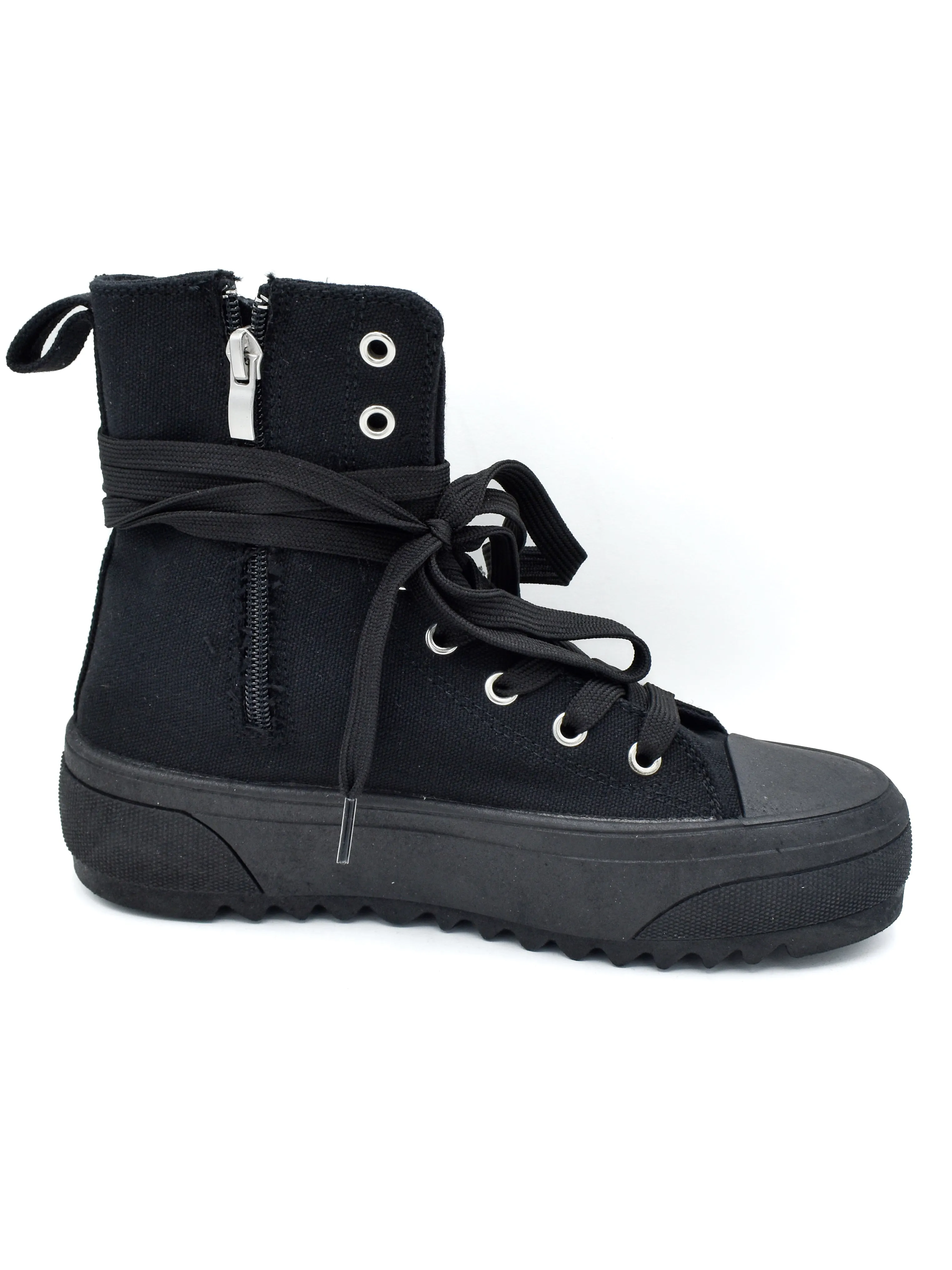 Peewee Platform Hightop Sneaker