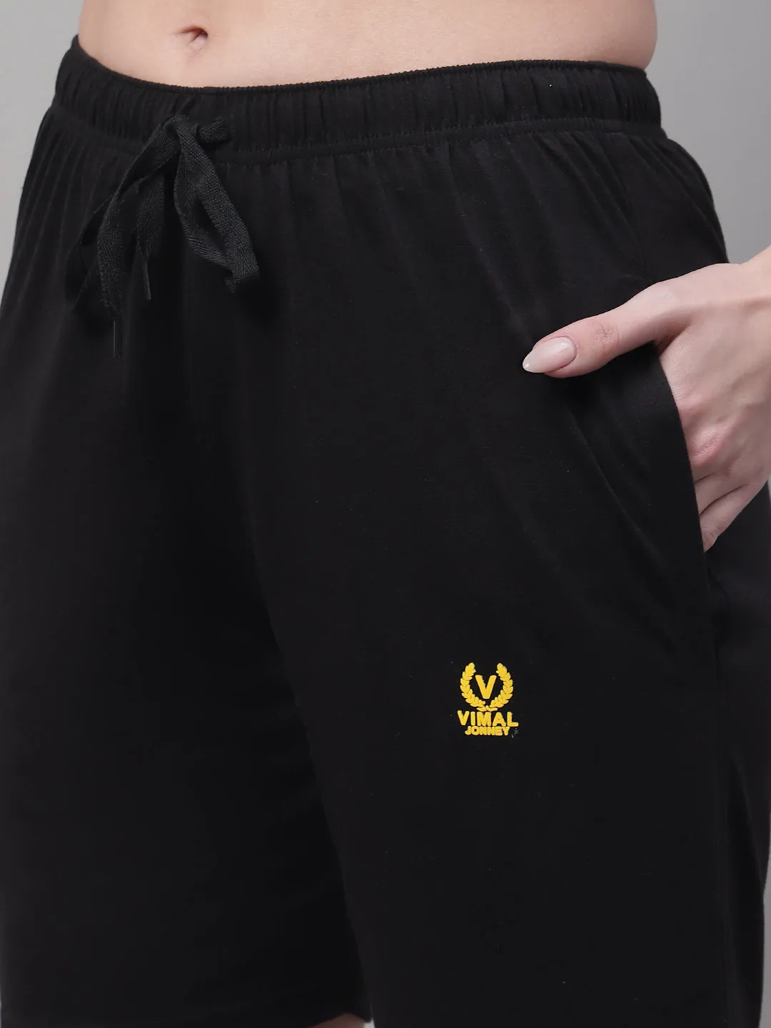 Vimal Jonney Black Regular fit Cotton Shorts for Women